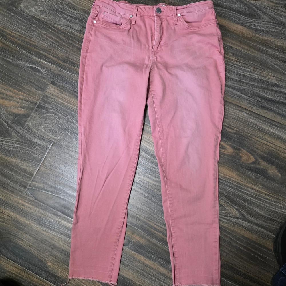 Seven7 Rose Pink Cropped Ankle Jeans